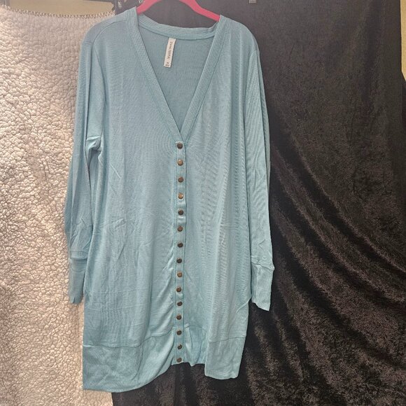 Zenana Outfitters Sweaters - Zenana Outfitters 2X Long Sleeve Snap Front closure cozy sweater, long aqua blue